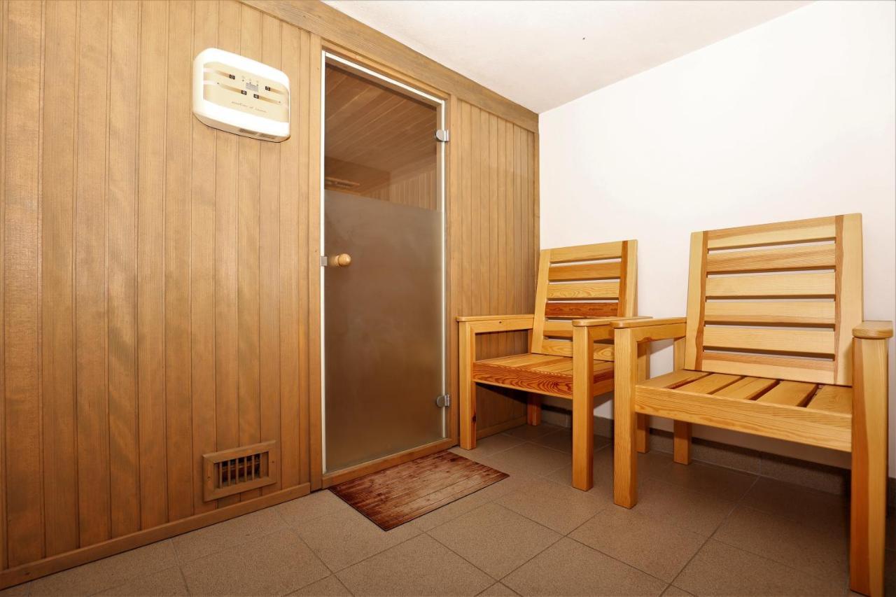 Guesthouse Idila Pod Nanosom Senozece Exteriör bild