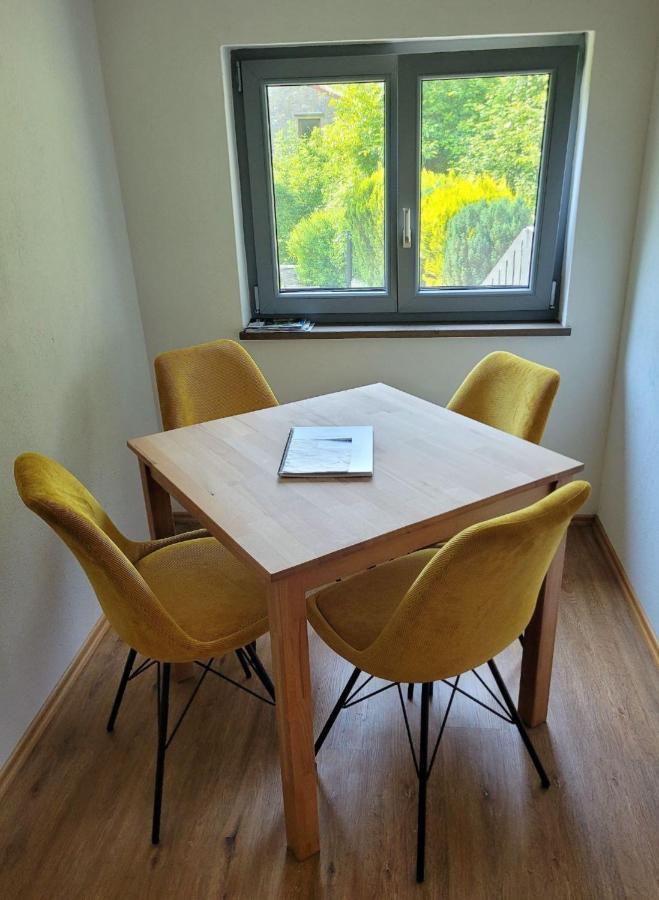 Guesthouse Idila Pod Nanosom Senozece Exteriör bild