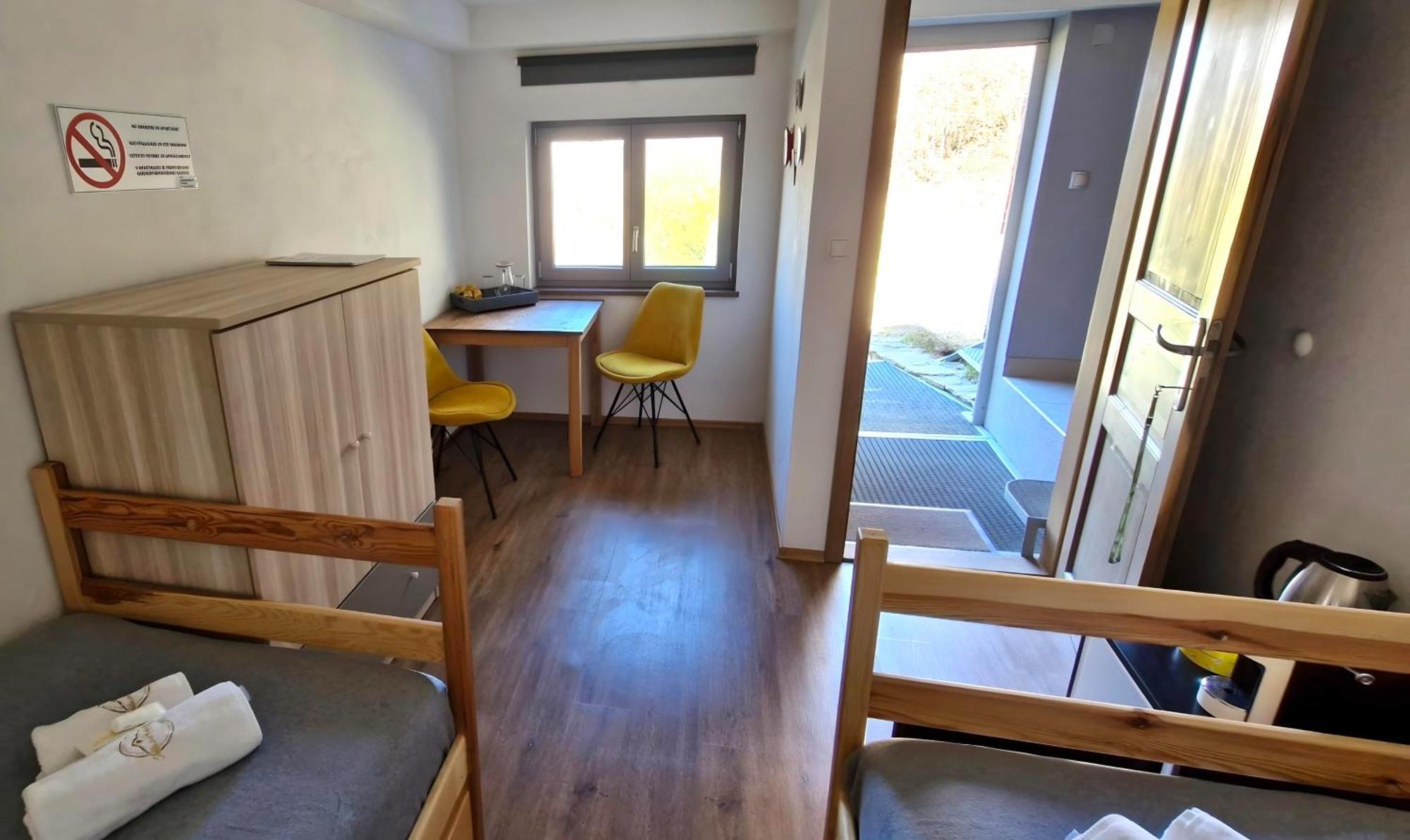 Guesthouse Idila Pod Nanosom Senozece Exteriör bild